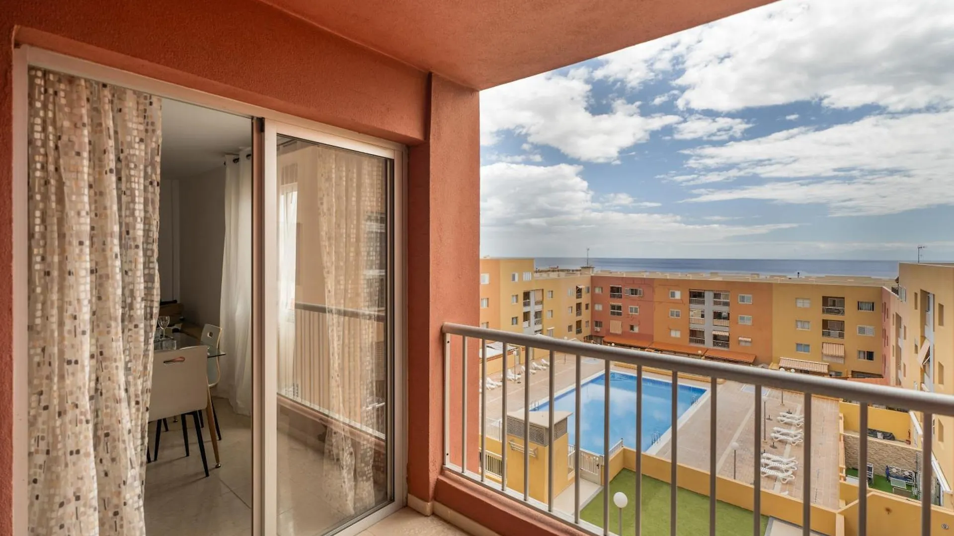 Bonito Apto Erma Con Air & Pool En Candelaria Daire